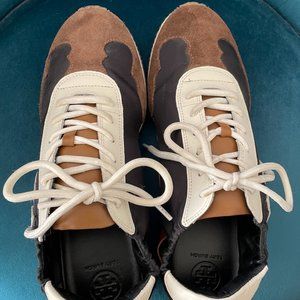 Tory Burch Sneaker